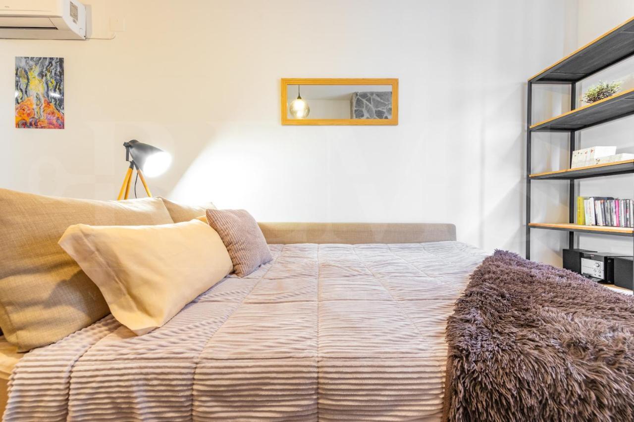 Ferienwohnung Cozy Flat With Common Pool & Parking - Center By Rems Málaga Exterior foto