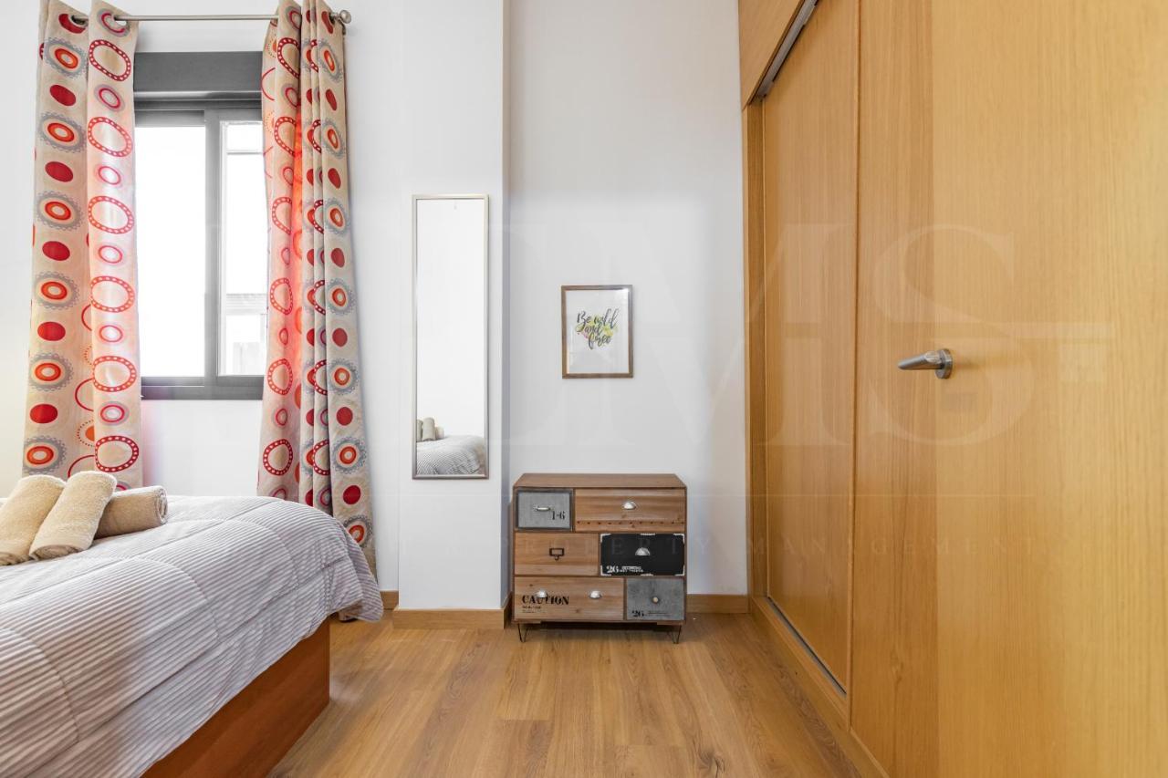 Ferienwohnung Cozy Flat With Common Pool & Parking - Center By Rems Málaga Exterior foto