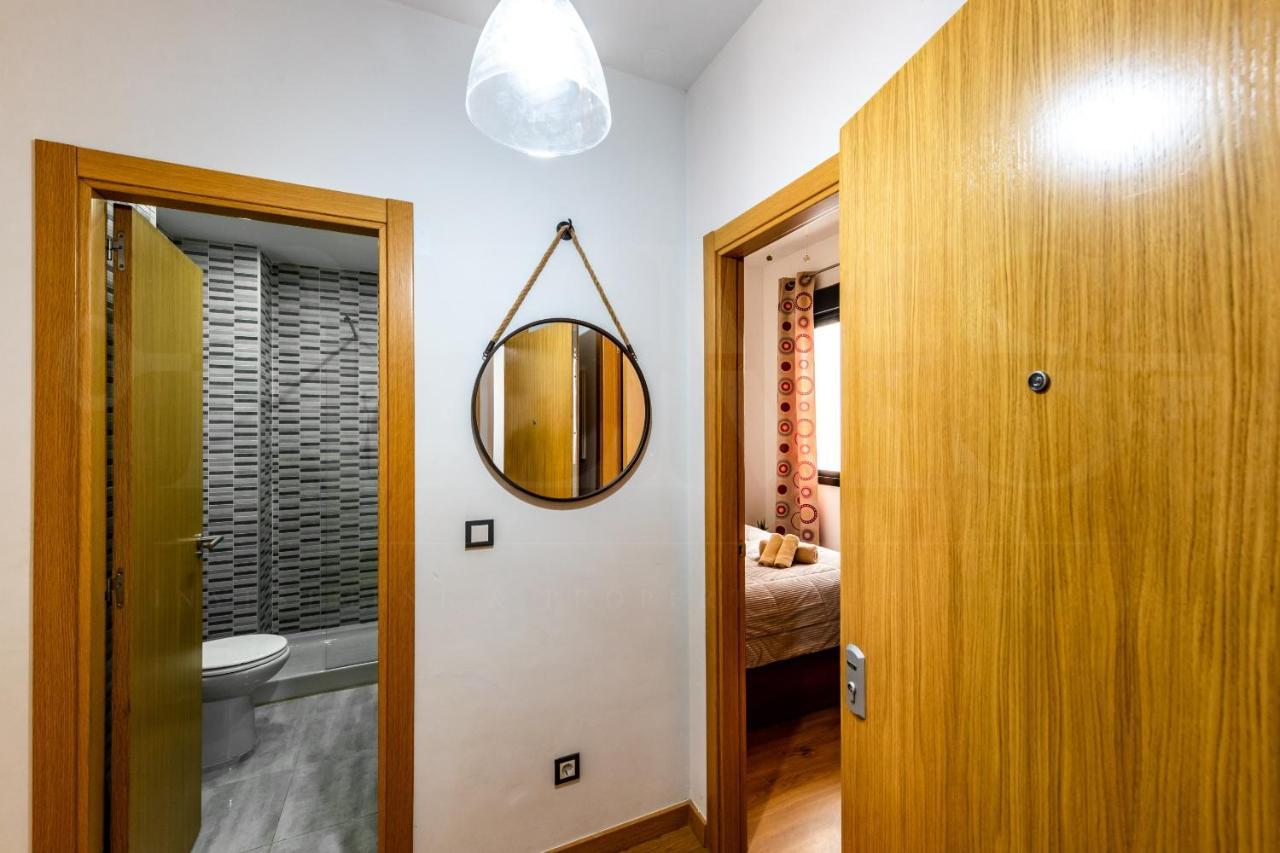 Ferienwohnung Cozy Flat With Common Pool & Parking - Center By Rems Málaga Exterior foto