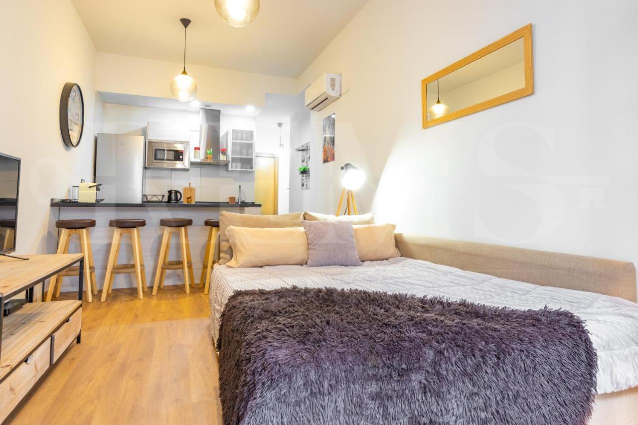 Ferienwohnung Cozy Flat With Common Pool & Parking - Center By Rems Málaga Exterior foto